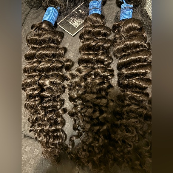 Brand new 202224 inch with 18 by 4x4 closure